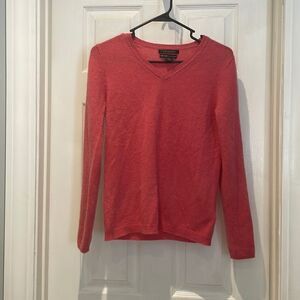 Tahari Pure Luxe 100% cashmere vneck sweater SZ small